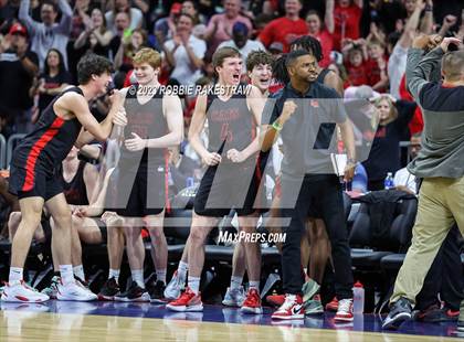 Thumbnail 3 in Beaumont United vs. Lake Highlands (UIL 6A Basketball State Final) photogallery.