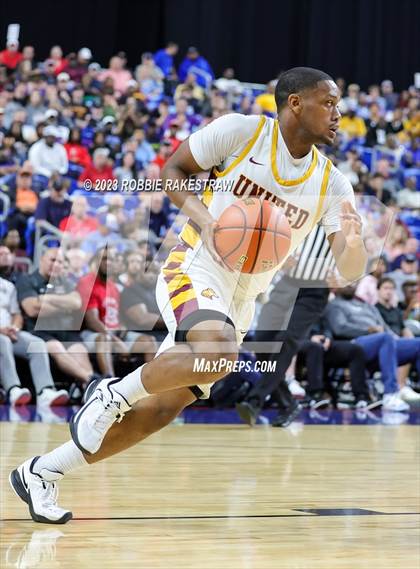 Thumbnail 2 in Beaumont United vs. Lake Highlands (UIL 6A Basketball State Final) photogallery.