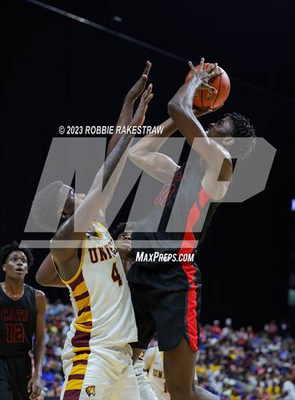 Thumbnail 2 in Beaumont United vs. Lake Highlands (UIL 6A Basketball State Final) photogallery.