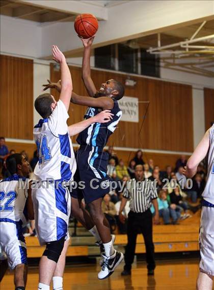 Thumbnail 3 in Dougherty Valley vs. Acalanes photogallery.