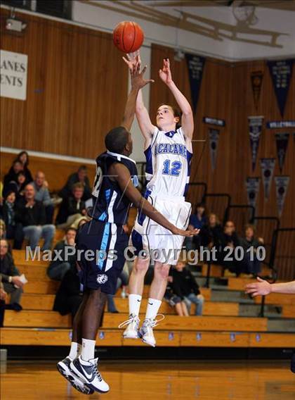Thumbnail 2 in Dougherty Valley vs. Acalanes photogallery.