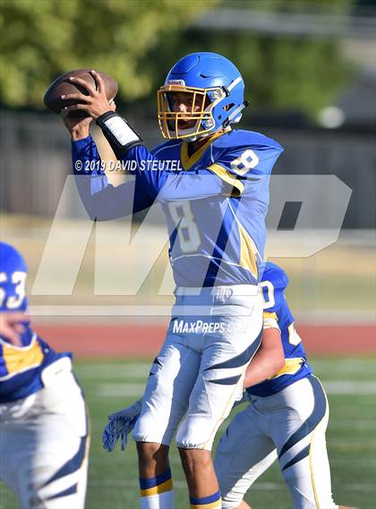 Thumbnail 1 in JV: McQueen @ Del Campo photogallery.