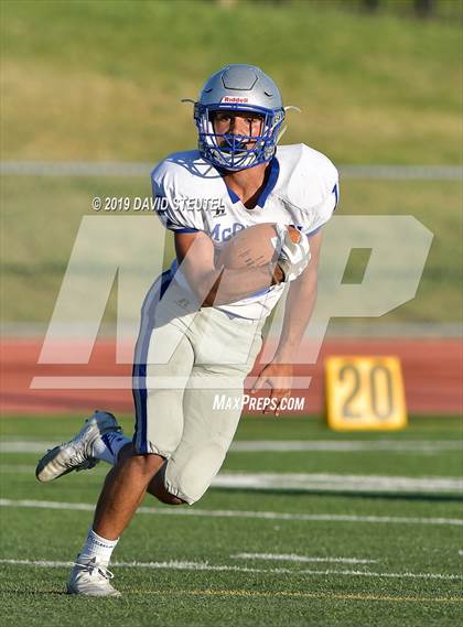 Thumbnail 1 in JV: McQueen @ Del Campo photogallery.