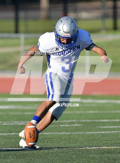 Thumbnail 1 in JV: McQueen @ Del Campo photogallery.