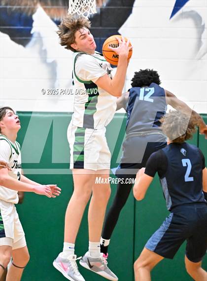 Thumbnail 1 in ThunderRidge vs. Vista PEAK Prep (CHSAA 6A 1st Round) photogallery.