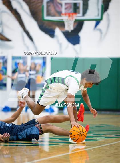 Thumbnail 2 in ThunderRidge vs. Vista PEAK Prep (CHSAA 6A 1st Round) photogallery.