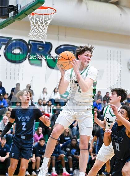 Thumbnail 2 in ThunderRidge vs. Vista PEAK Prep (CHSAA 6A 1st Round) photogallery.