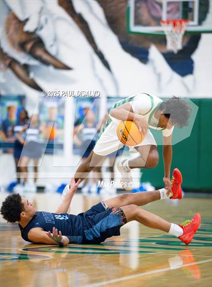 Thumbnail 1 in ThunderRidge vs. Vista PEAK Prep (CHSAA 6A 1st Round) photogallery.