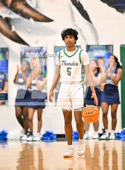 Thumbnail 3 in ThunderRidge vs. Vista PEAK Prep (CHSAA 6A 1st Round) photogallery.