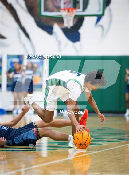 Thumbnail 3 in ThunderRidge vs. Vista PEAK Prep (CHSAA 6A 1st Round) photogallery.