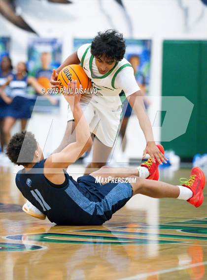 Thumbnail 2 in ThunderRidge vs. Vista PEAK Prep (CHSAA 6A 1st Round) photogallery.