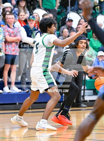 Thumbnail 2 in ThunderRidge vs. Vista PEAK Prep (CHSAA 6A 1st Round) photogallery.