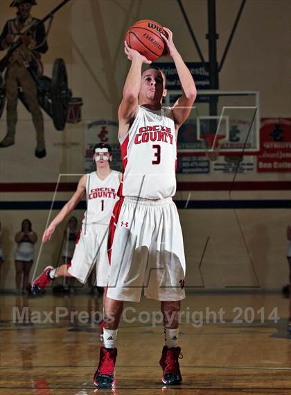 Thumbnail 3 in Cocke County vs South-Doyle (TSSAA D2-AAA District Quarterfinals) photogallery.