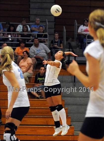 Thumbnail 3 in Muhlenberg County vs Butler County  photogallery.