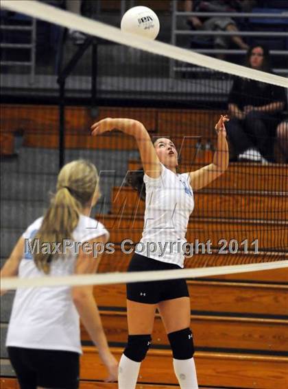 Thumbnail 1 in Muhlenberg County vs Butler County  photogallery.