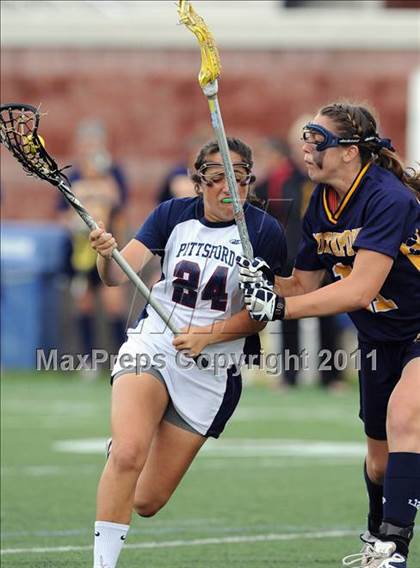 Thumbnail 3 in Northport vs. Pittsford (NYSPHSAA Class A Final) photogallery.