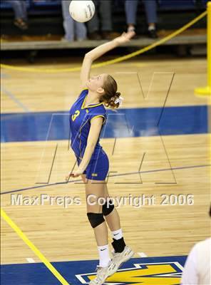 Thumbnail 2 in Los Alamitos vs. Foothill (State D1 Final)  photogallery.