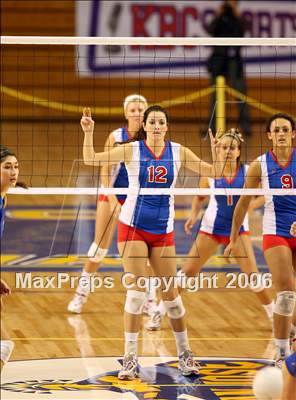 Thumbnail 2 in Los Alamitos vs. Foothill (State D1 Final)  photogallery.