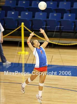 Thumbnail 3 in Los Alamitos vs. Foothill (State D1 Final)  photogallery.