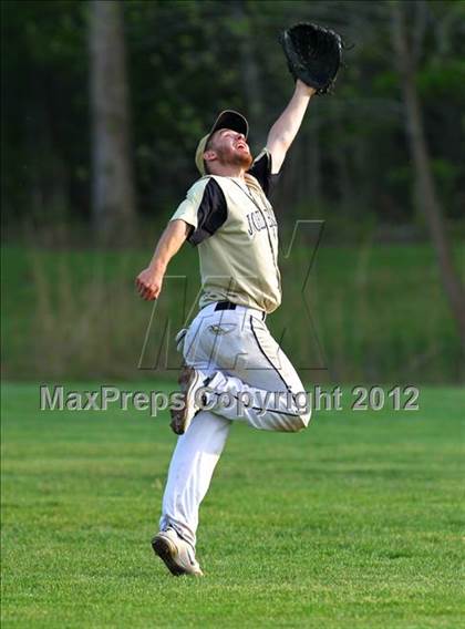 Thumbnail 2 in New Milford @ Barlow photogallery.