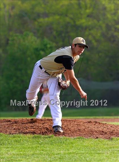 Thumbnail 2 in New Milford @ Barlow photogallery.