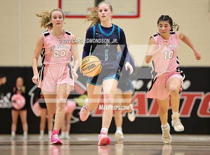 Thumbnail 3 in Siegel @ Ravenwood photogallery.
