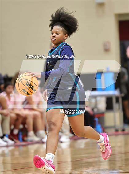 Thumbnail 2 in Siegel @ Ravenwood photogallery.