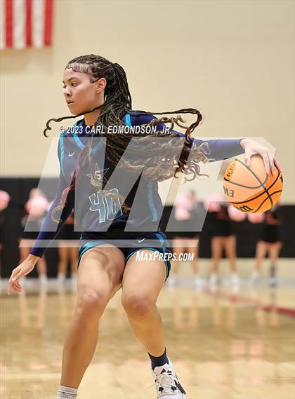 Thumbnail 3 in Siegel @ Ravenwood photogallery.