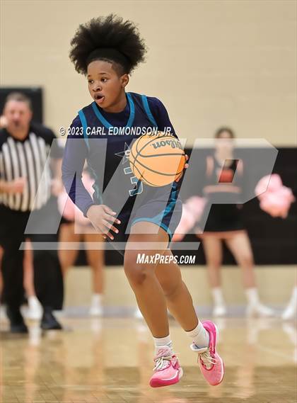 Thumbnail 2 in Siegel @ Ravenwood photogallery.