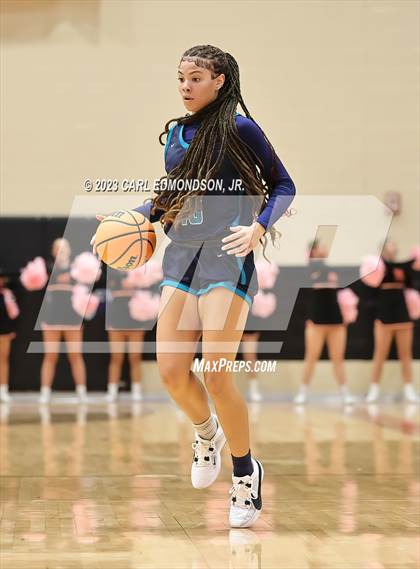 Thumbnail 2 in Siegel @ Ravenwood photogallery.