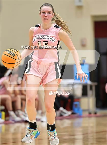 Thumbnail 1 in Siegel @ Ravenwood photogallery.