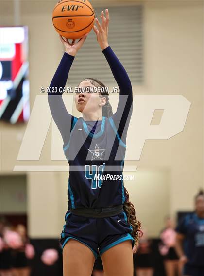 Thumbnail 3 in Siegel @ Ravenwood photogallery.
