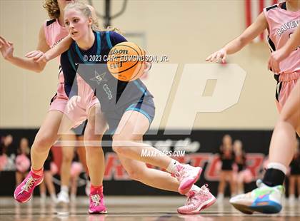 Thumbnail 2 in Siegel @ Ravenwood photogallery.
