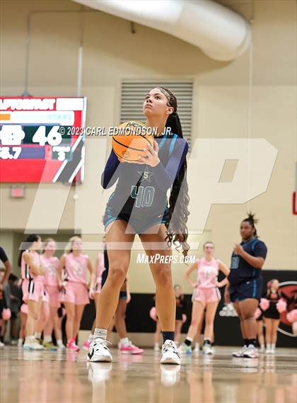 Thumbnail 3 in Siegel @ Ravenwood photogallery.