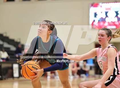 Thumbnail 3 in Siegel @ Ravenwood photogallery.
