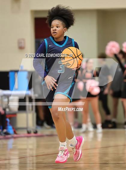 Thumbnail 1 in Siegel @ Ravenwood photogallery.