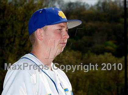 Thumbnail 3 in Covington Catholic @ Newport Central Catholic photogallery.