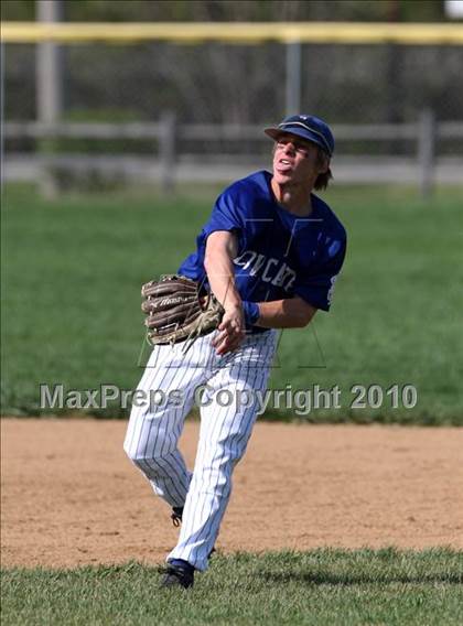 Thumbnail 2 in Covington Catholic @ Newport Central Catholic photogallery.