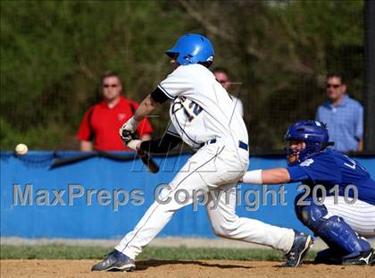 Thumbnail 2 in Covington Catholic @ Newport Central Catholic photogallery.