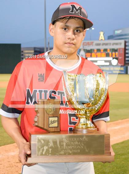 Thumbnail 2 in Mogollon vs. Bagdad (AIA 1A Championship Awards) photogallery.