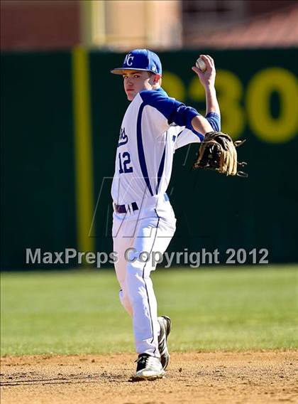 Thumbnail 1 in North Crowley vs. South Grand Prairie (Jerry Durant Varsity Classic) photogallery.