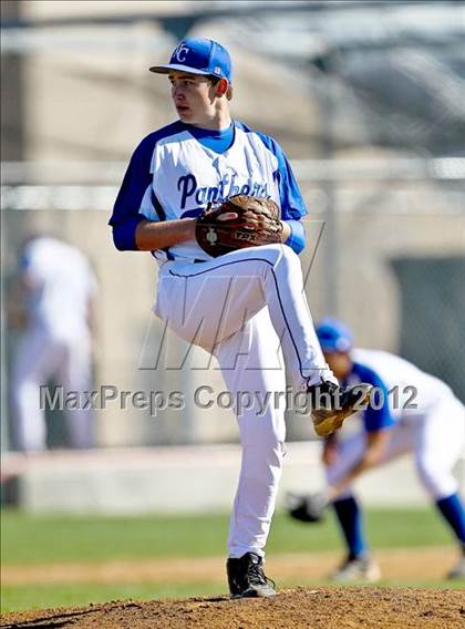 Thumbnail 1 in North Crowley vs. South Grand Prairie (Jerry Durant Varsity Classic) photogallery.