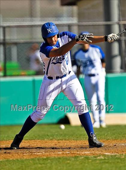 Thumbnail 2 in North Crowley vs. South Grand Prairie (Jerry Durant Varsity Classic) photogallery.
