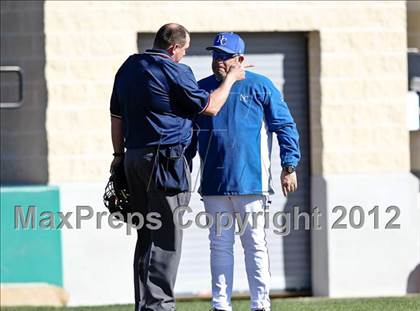 Thumbnail 1 in North Crowley vs. South Grand Prairie (Jerry Durant Varsity Classic) photogallery.