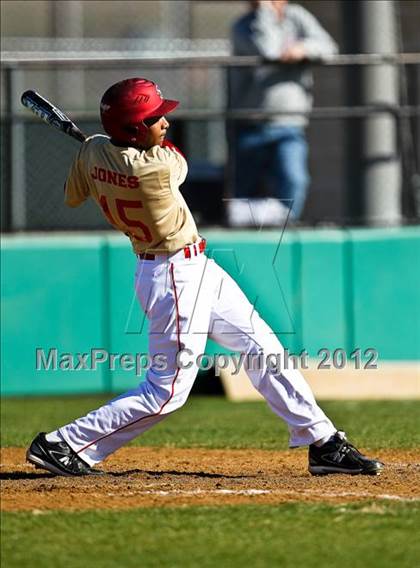 Thumbnail 2 in North Crowley vs. South Grand Prairie (Jerry Durant Varsity Classic) photogallery.