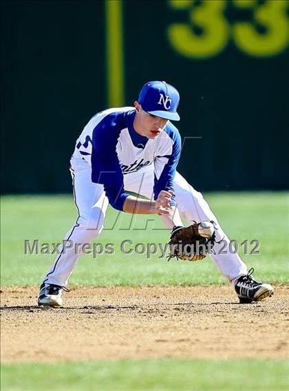 Thumbnail 2 in North Crowley vs. South Grand Prairie (Jerry Durant Varsity Classic) photogallery.
