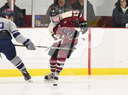 Thumbnail 3 in Kent @ Loomis Chaffee photogallery.