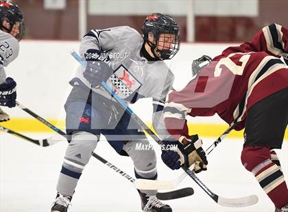 Thumbnail 2 in Kent @ Loomis Chaffee photogallery.