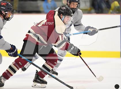 Thumbnail 3 in Kent @ Loomis Chaffee photogallery.