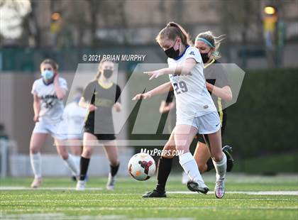 Thumbnail 2 in Aloha @ Jesuit photogallery.